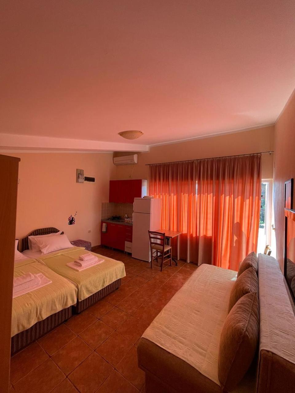Apartments Villa-G Lustica Tivat Eksteriør bilde