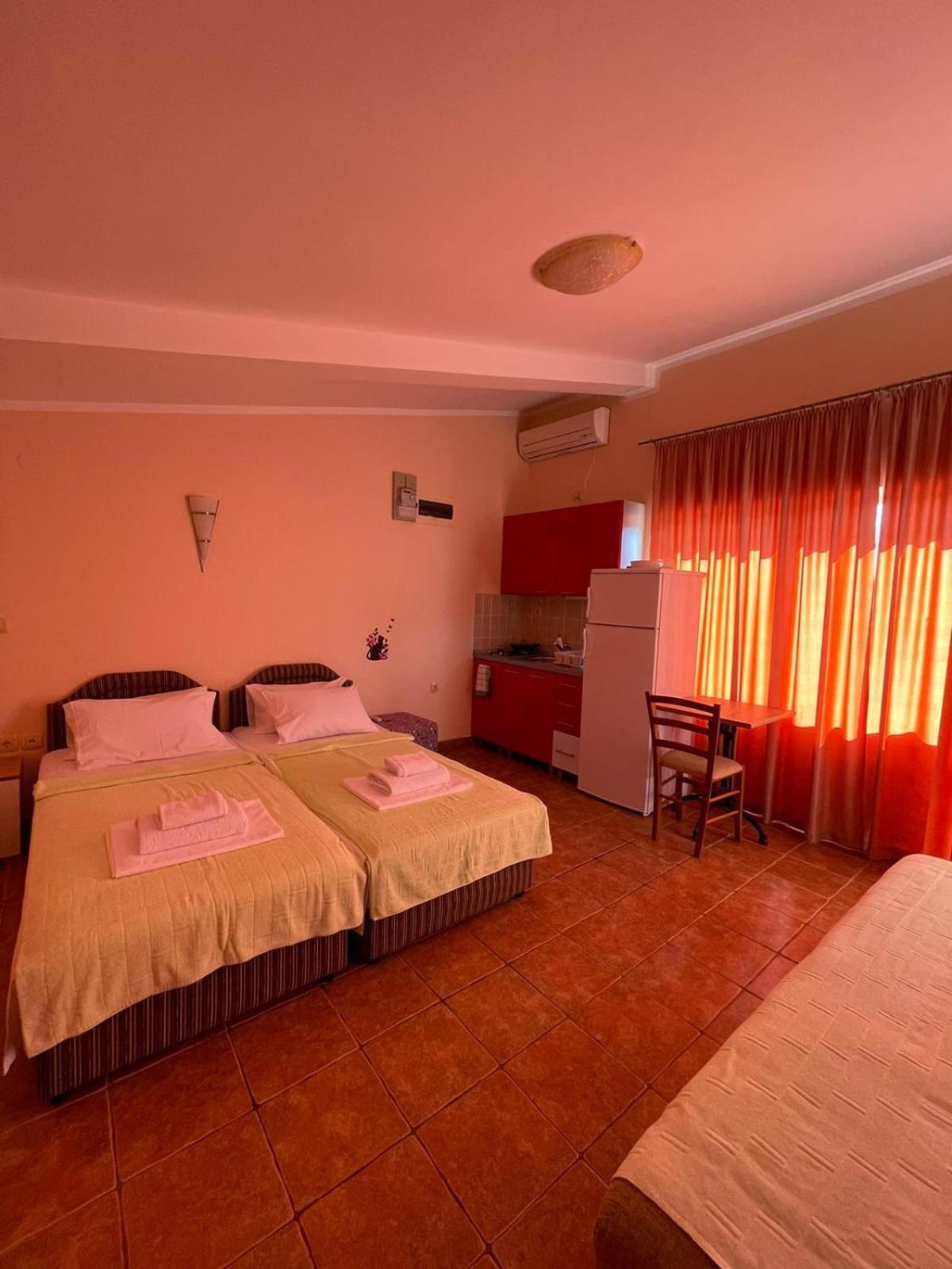 Apartments Villa-G Lustica Tivat Eksteriør bilde