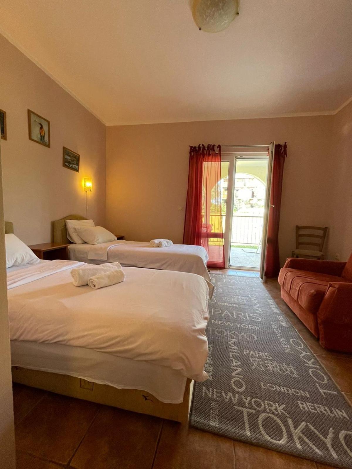Apartments Villa-G Lustica Tivat Eksteriør bilde