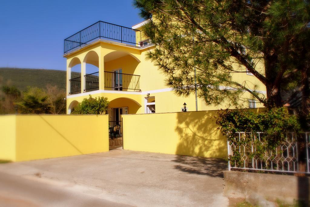 Apartments Villa-G Lustica Tivat Eksteriør bilde